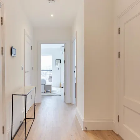 The Wembley Park Corner - Classy 2Bdr Flat With Balcony London Exterior foto