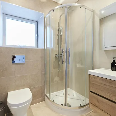 The Wembley Park Corner - Classy 2Bdr Flat With Balcony London Exterior foto