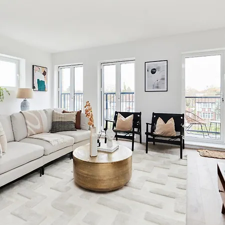The Wembley Park Corner - Classy 2Bdr Flat With Balcony London Exterior foto